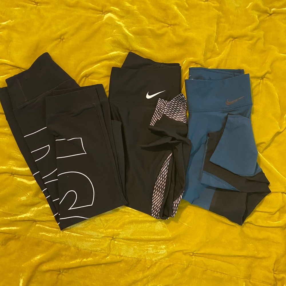 Nike capris (3pair)